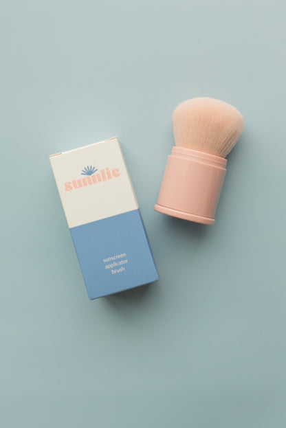 Sunscreen applicator brush - Sunnlie