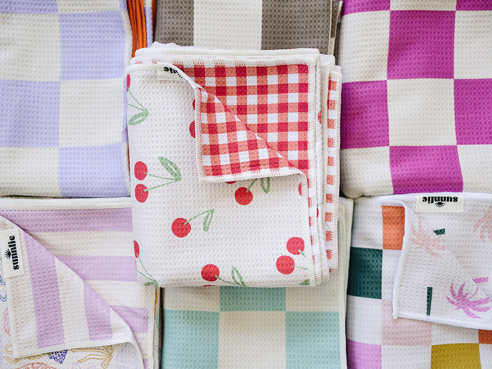 Lavender Tide Sunnlie Towel